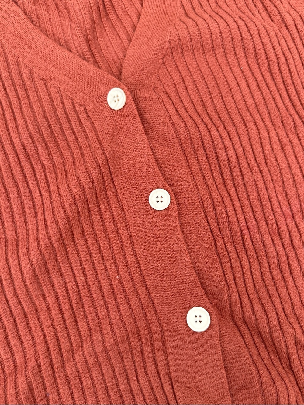 Women's Rust Ribbed Button-Front V-Neck Cardigan Sweater - Picture 2 of 3